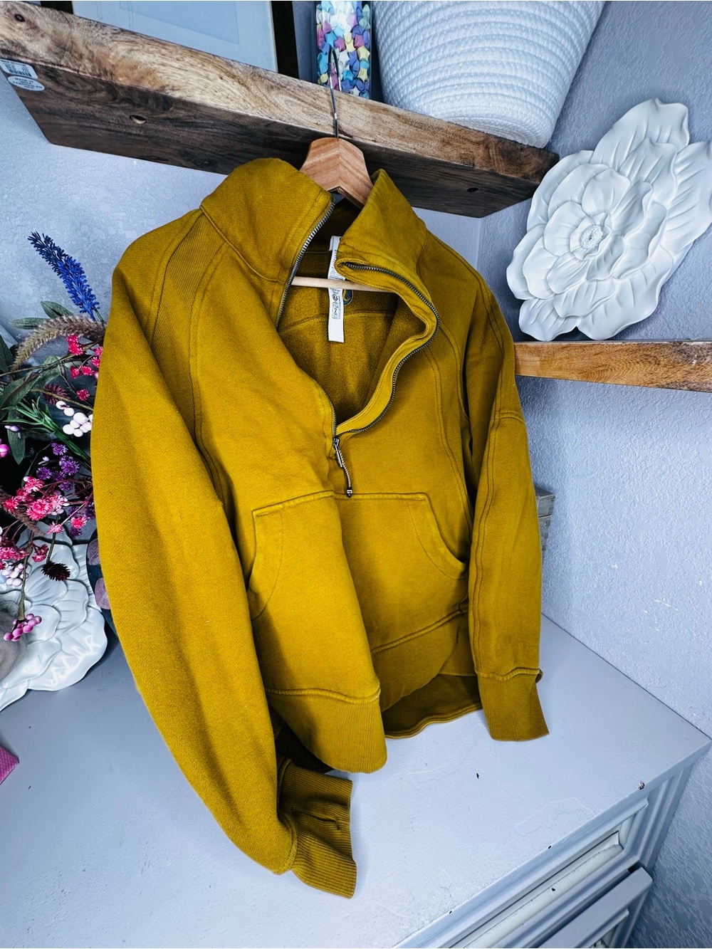 Lululemon Scuba Funnel Neck 1/2 Zip • Melrose Tan • XS / S - Picture 2 of 5